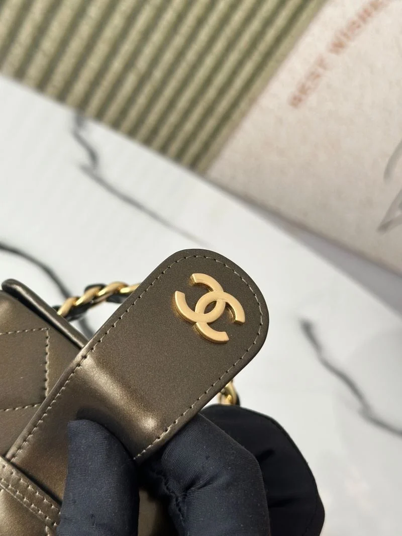 Chanel Cosmetic Bags Effortless 53272