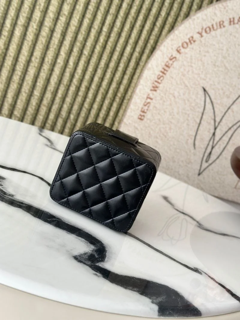 Soft Chanel Cosmetic Bags 53274
