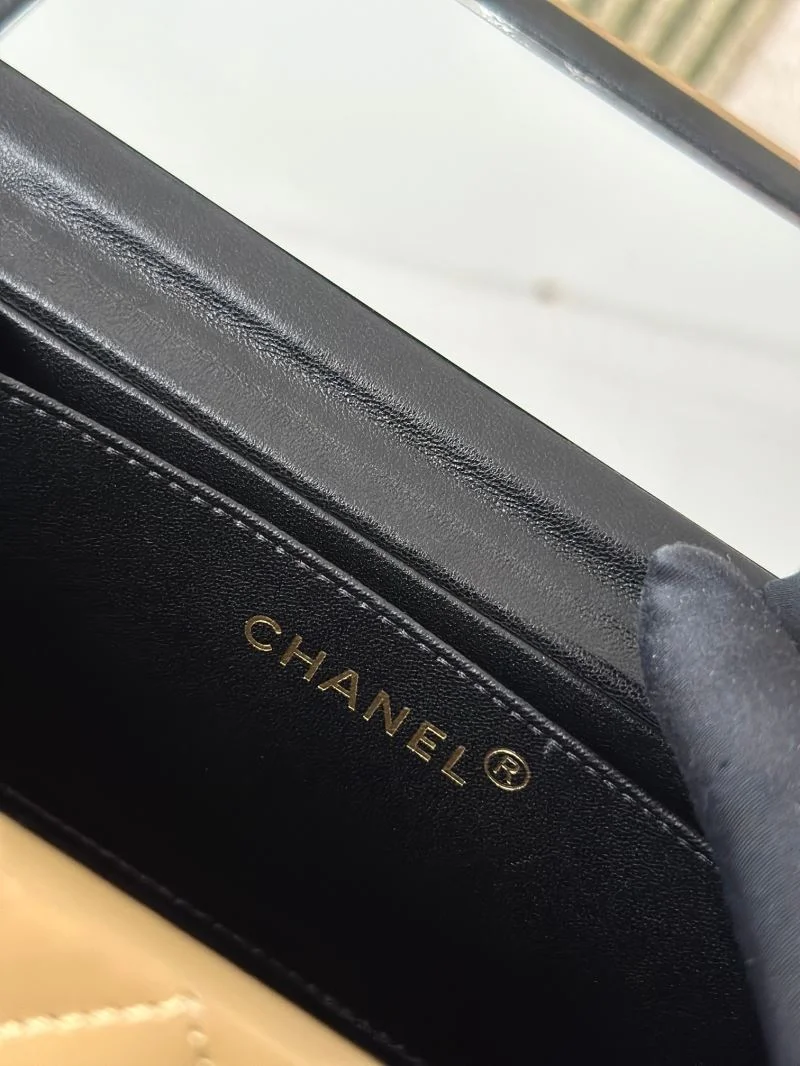 Chanel Cosmetic Bags Bright 53267