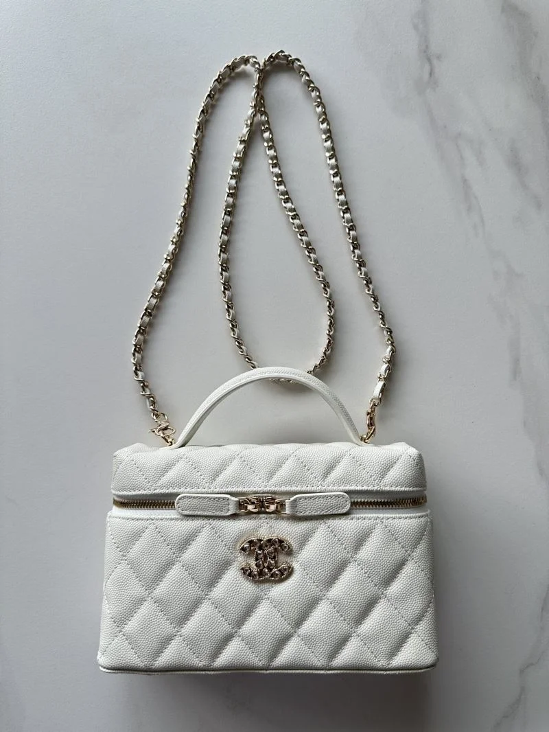 Chanel Cosmetic Bags Minimalist 53298