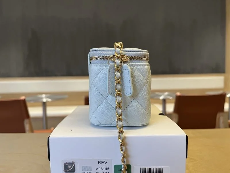 Chanel Cosmetic Bags EasyMatch 53262