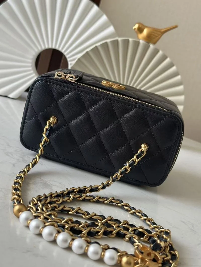 Chanel Cosmetic Bags Durable 53260
