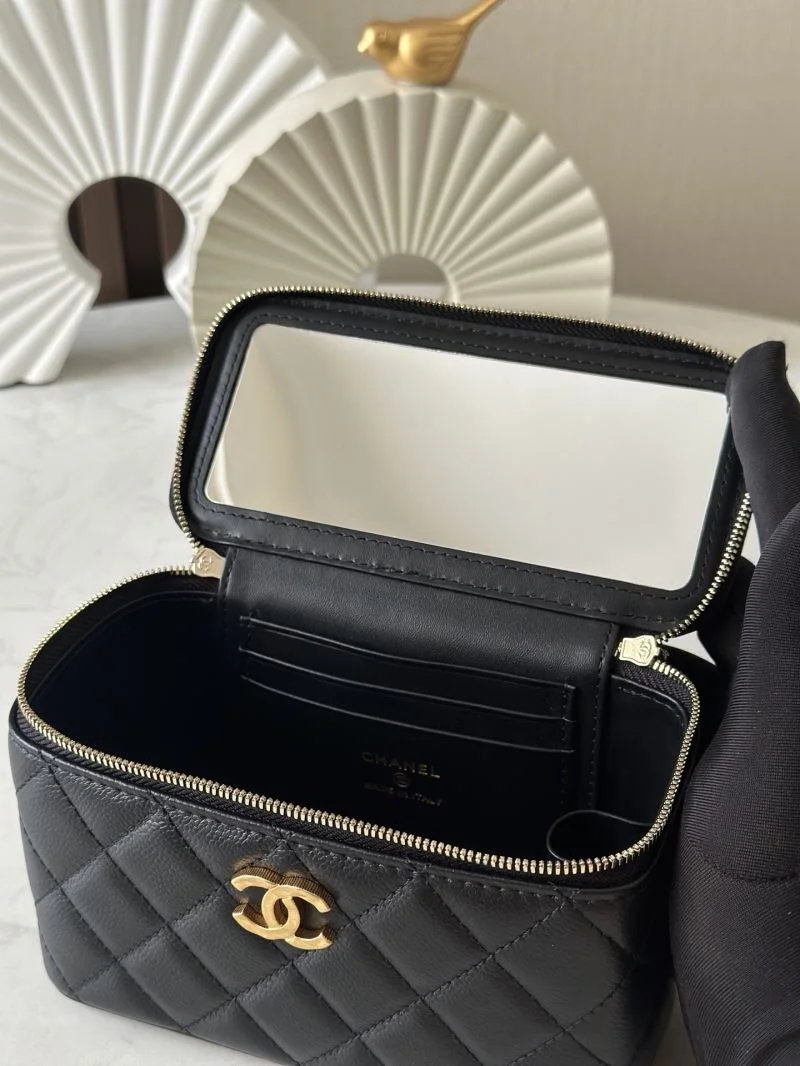 Chanel Cosmetic Bags Durable 53260