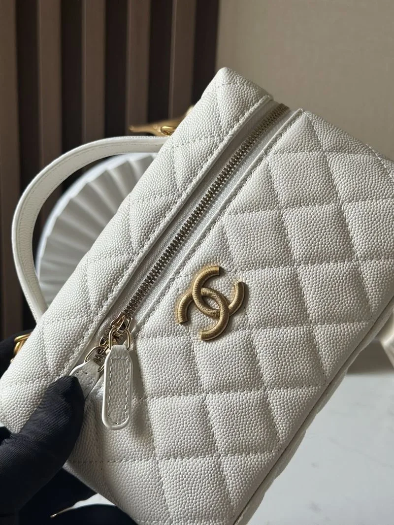 Breathable Chanel Cosmetic Bags 53259