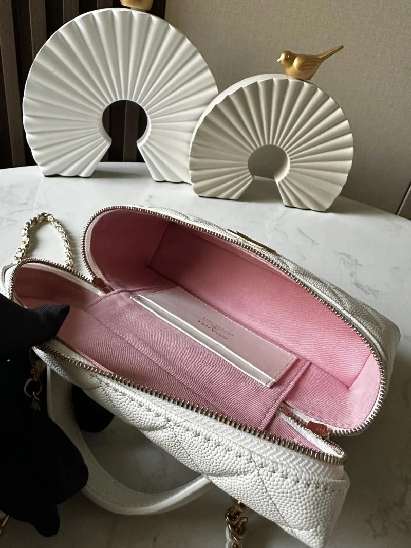 Breathable Chanel Cosmetic Bags 53259