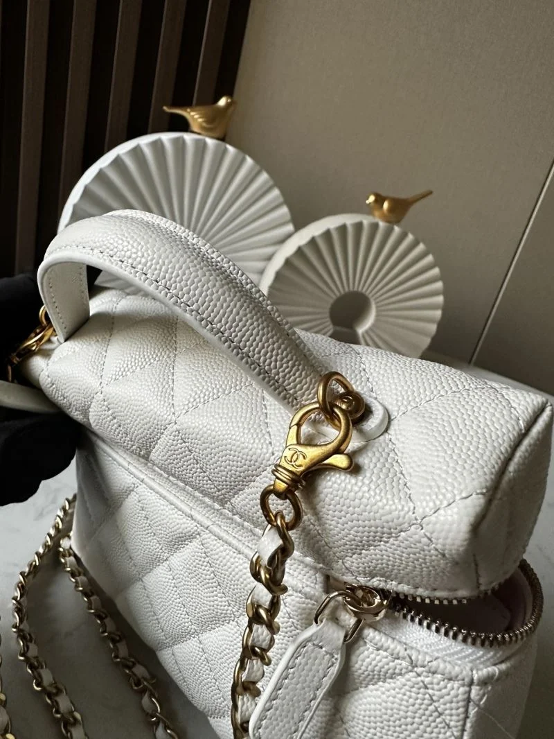 Breathable Chanel Cosmetic Bags 53259