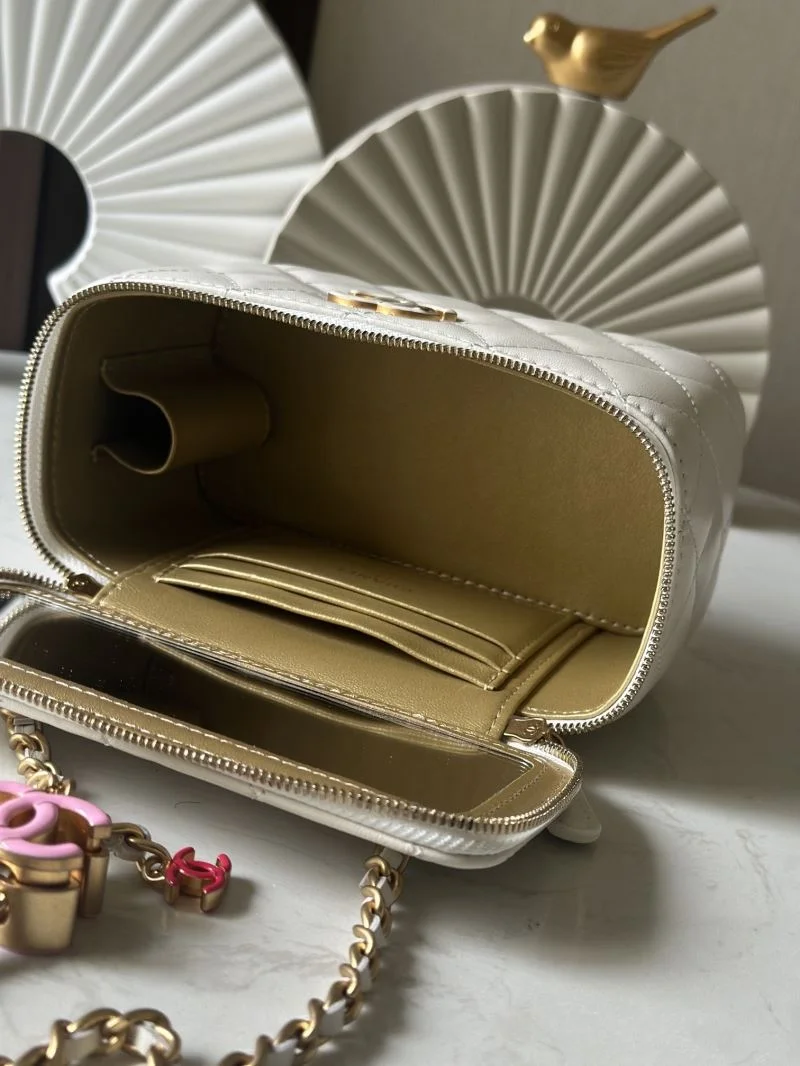 Breathable Chanel Cosmetic Bags 53254