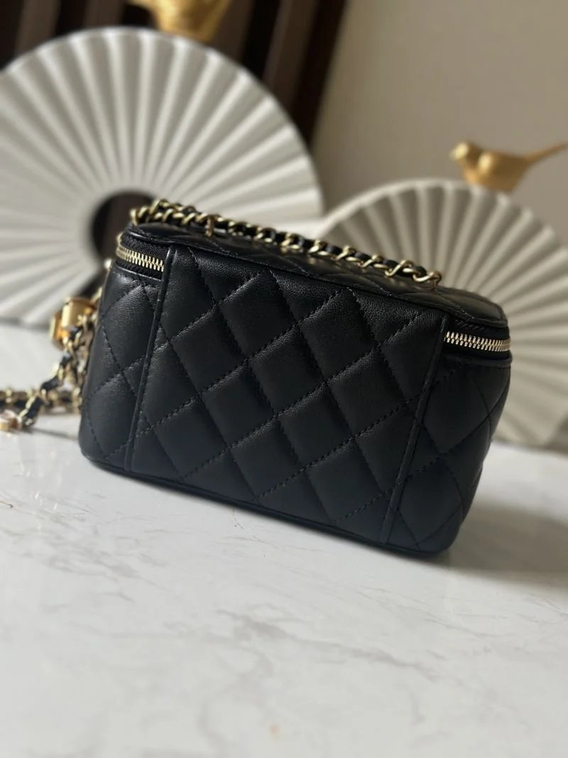 Chanel Cosmetic Bags Packable 53249