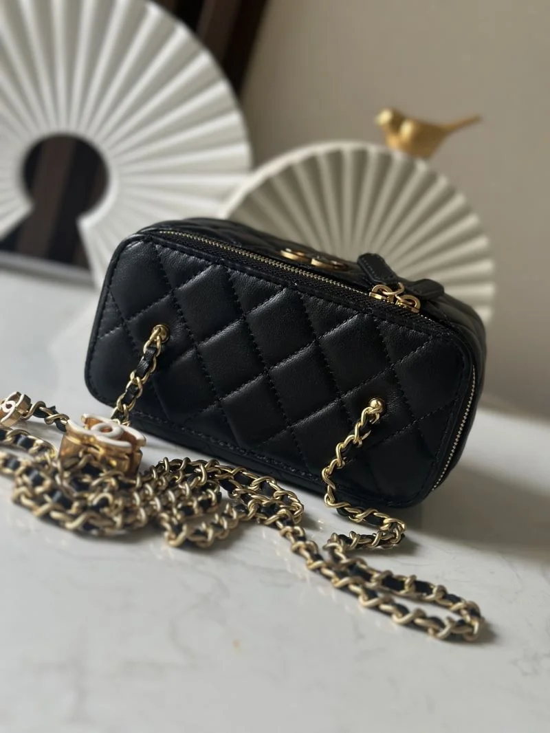 Chanel Cosmetic Bags Packable 53249