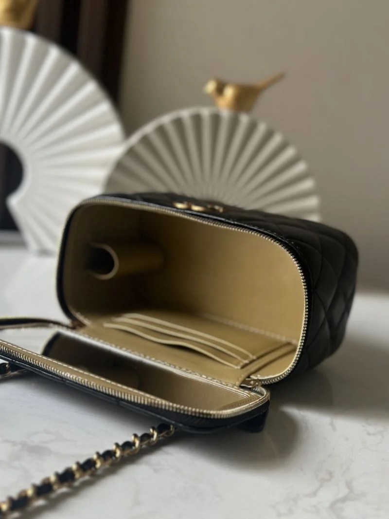 Chanel Cosmetic Bags Packable 53249