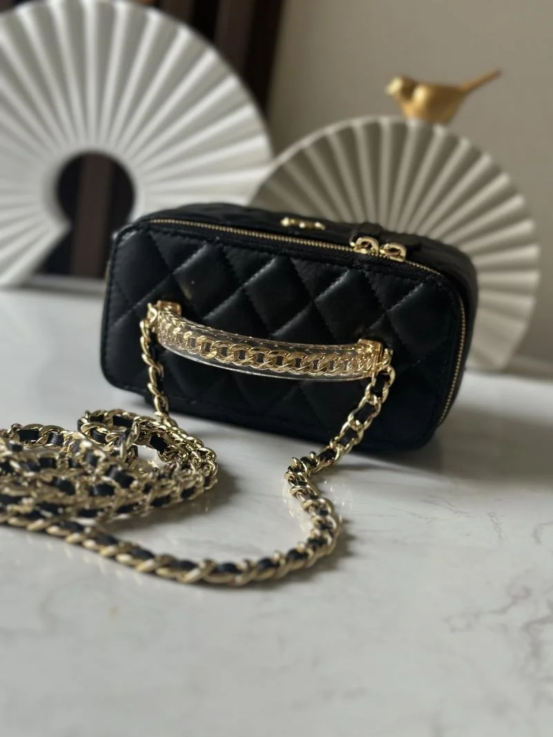 Versatile Chanel Cosmetic Bags 53246