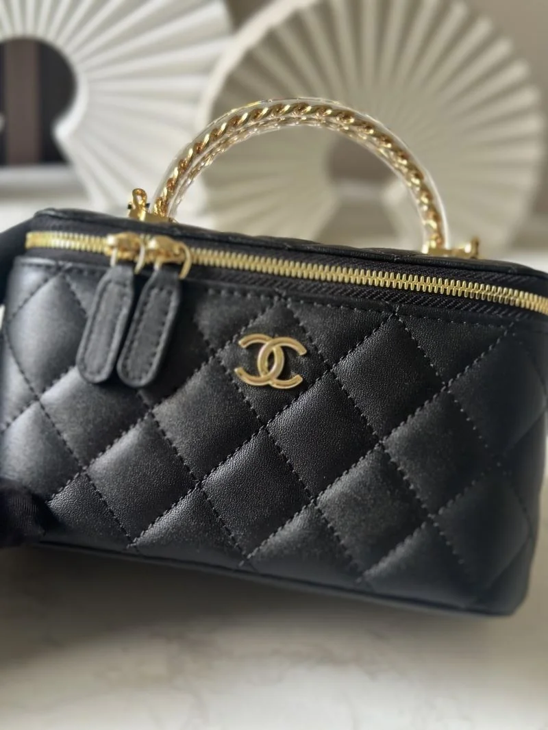 Versatile Chanel Cosmetic Bags 53246