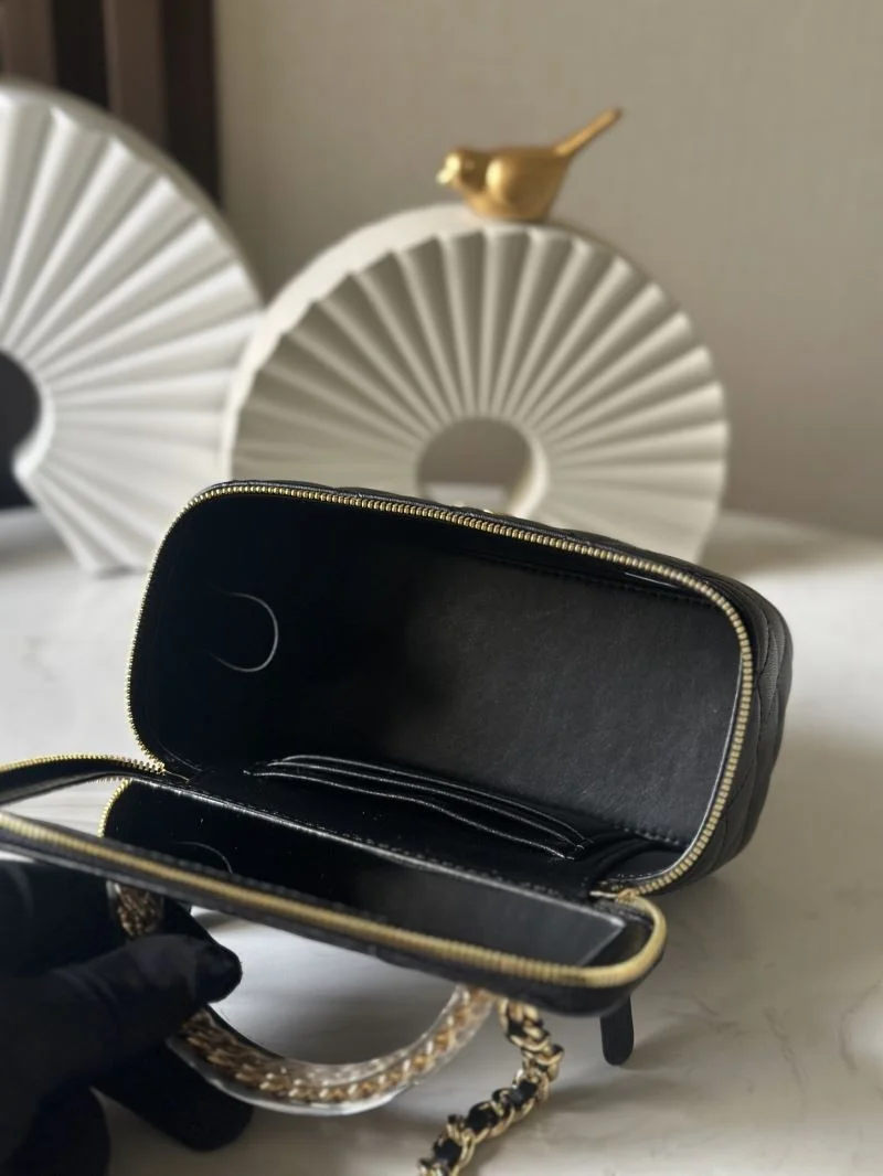 Versatile Chanel Cosmetic Bags 53246