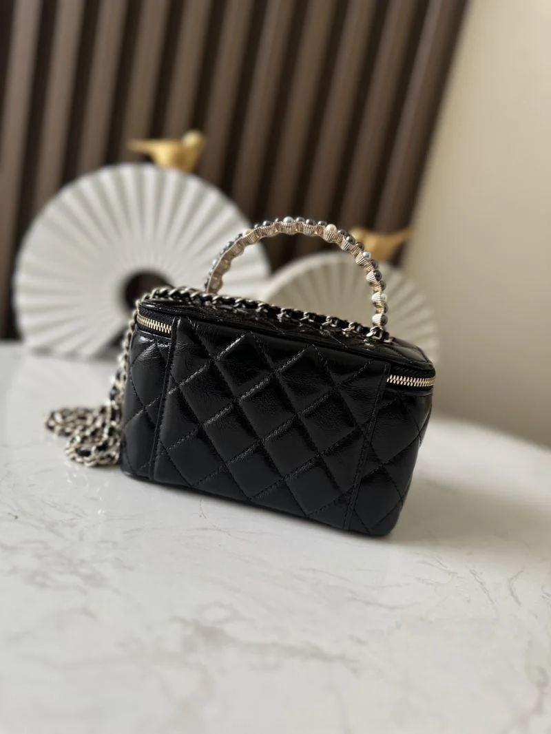 WaterResistant Chanel Cosmetic Bags 53245