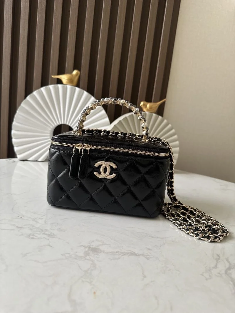 WaterResistant Chanel Cosmetic Bags 53245