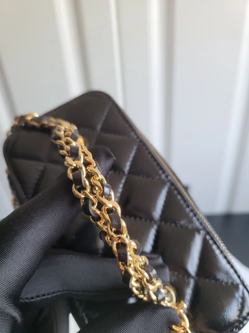 Chanel Cosmetic Bags Trendsetting 55163