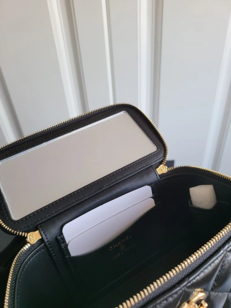 Chanel Cosmetic Bags Trendsetting 55163