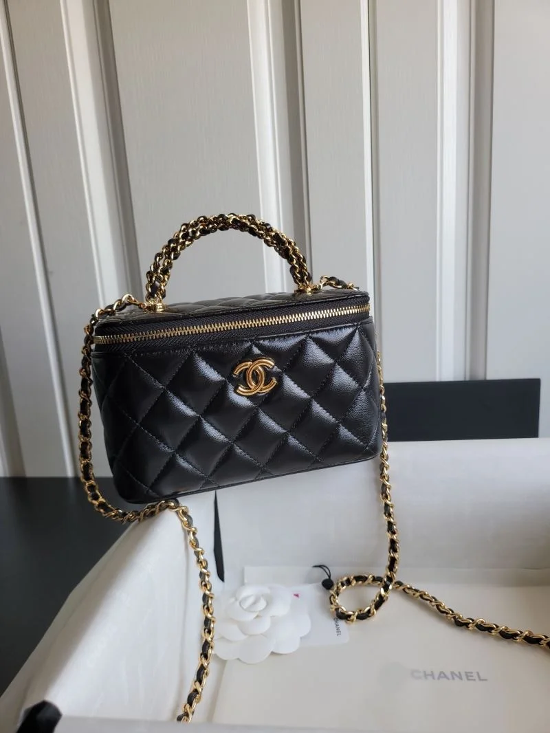 Chanel Cosmetic Bags Trendsetting 55163
