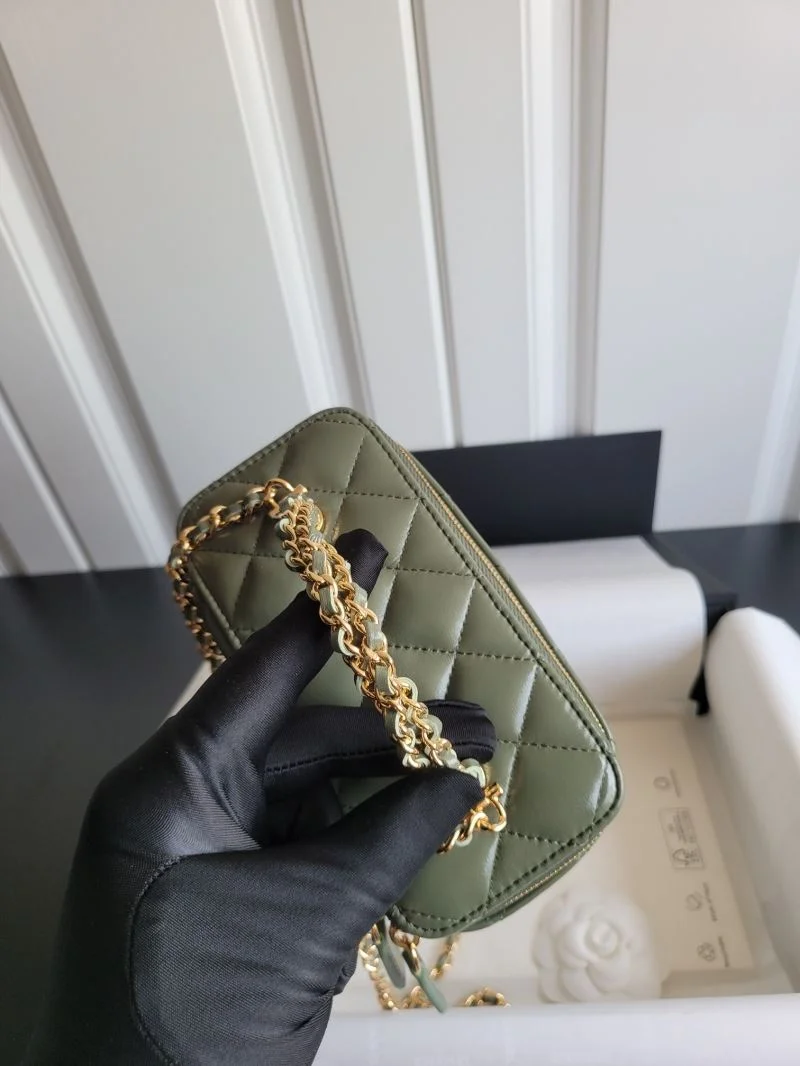 Chanel Cosmetic Bags Durable 55130
