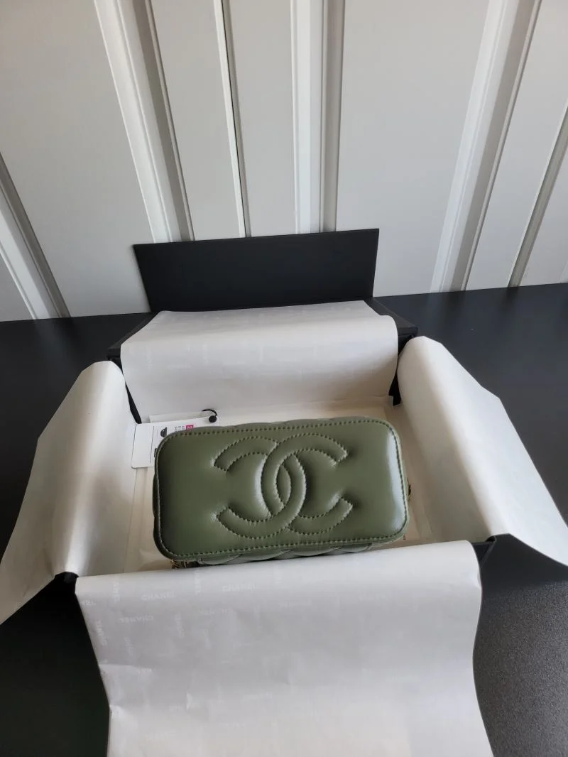 Chanel Cosmetic Bags Durable 55130
