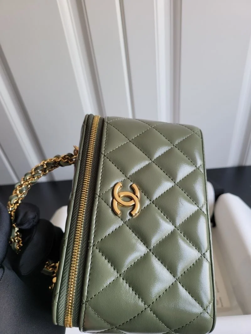 Chanel Cosmetic Bags Durable 55130