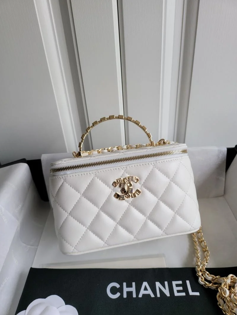 Chanel Cosmetic Bags WellDesigned 55203