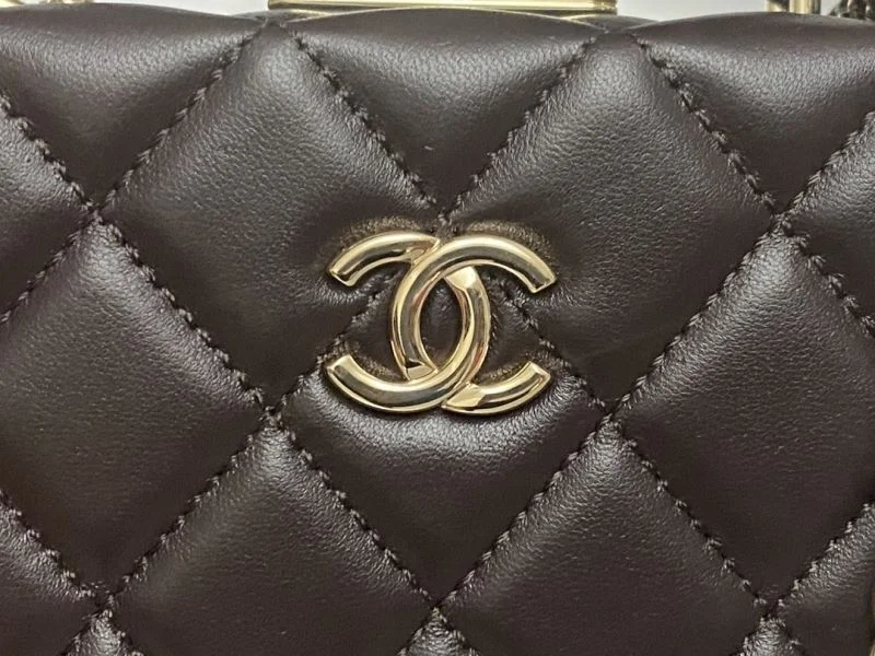 Efficient Chanel Cosmetic Bags 55127