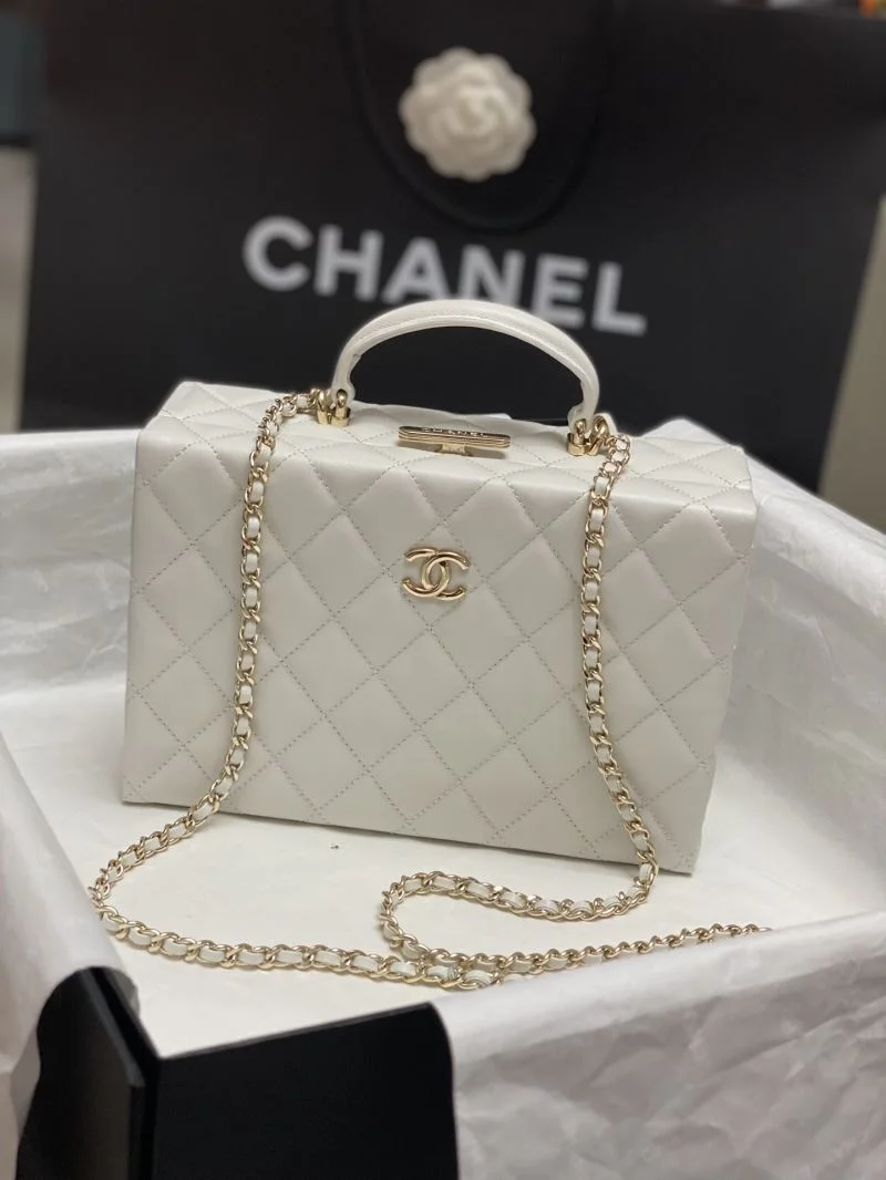 Efficient Chanel Cosmetic Bags 55117