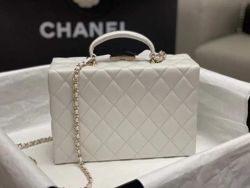 Efficient Chanel Cosmetic Bags 55117