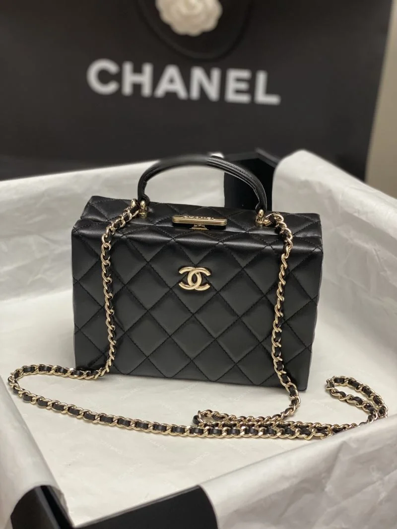 Lightweight Chanel Cosmetic Bags 55114