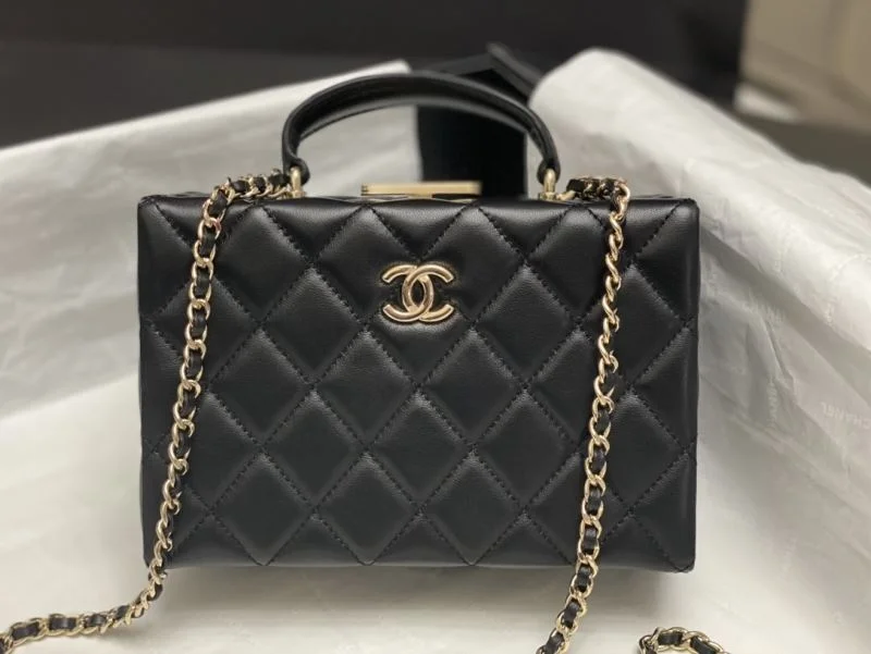 Lightweight Chanel Cosmetic Bags 55114