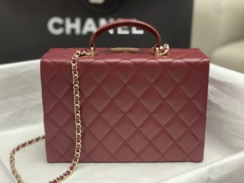 Chic Chanel Cosmetic Bags 55194