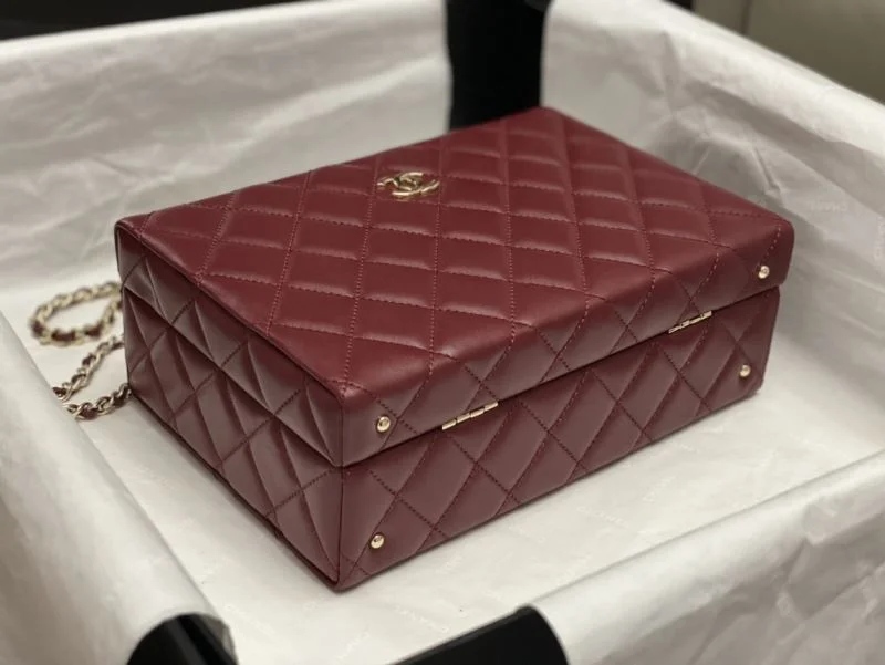 Chic Chanel Cosmetic Bags 55194