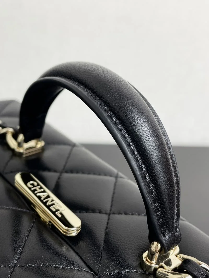 Supportive Chanel Cosmetic Bags 55137