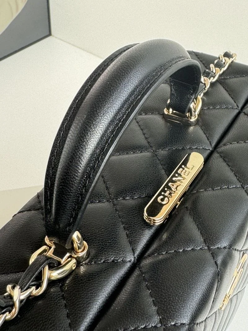 Chanel Cosmetic Bags Minimalist 55100