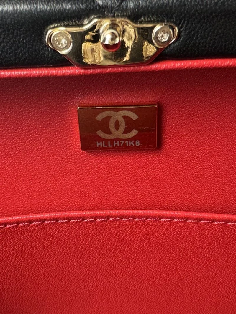 Chanel Cosmetic Bags Minimalist 55100