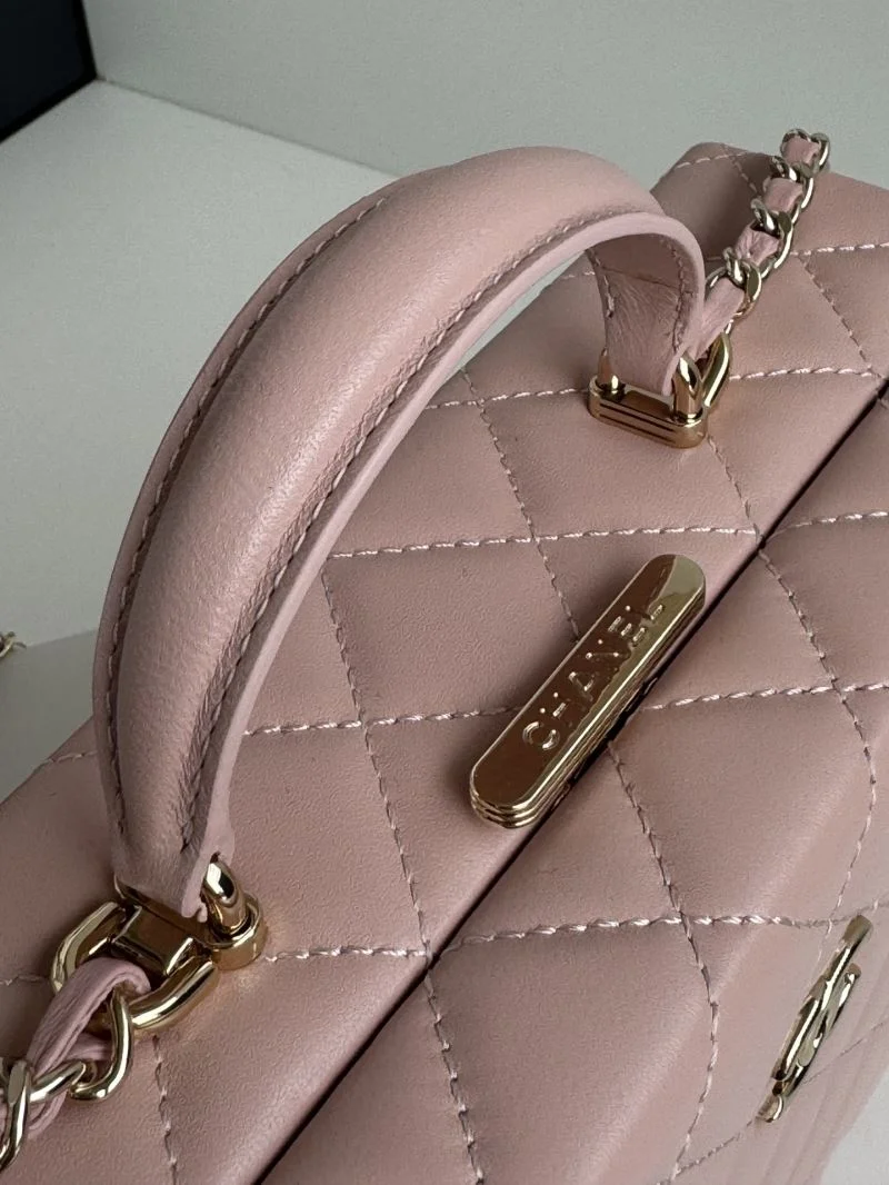Breathable Chanel Cosmetic Bags 55131