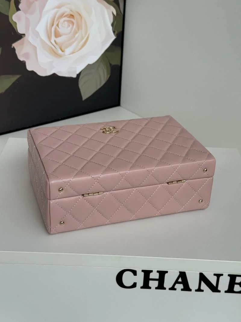 Breathable Chanel Cosmetic Bags 55131