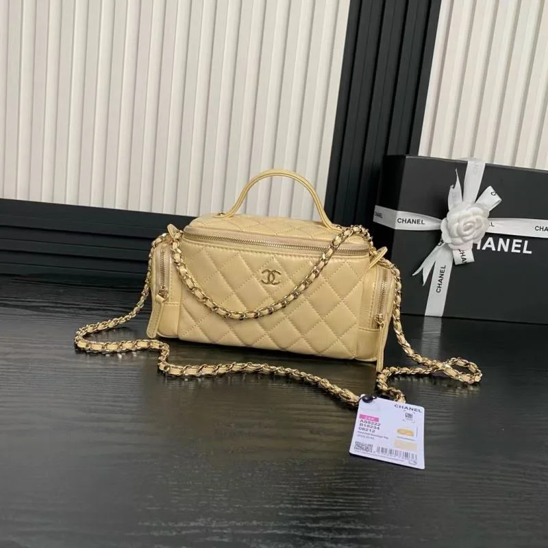 Chanel Cosmetic Bags Minimalist 55105