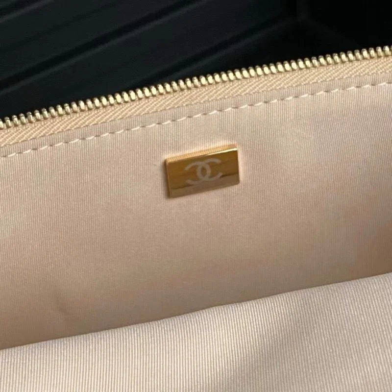 Chanel Cosmetic Bags Minimalist 55105