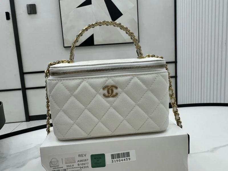 Premium Chanel Cosmetic Bags 37613