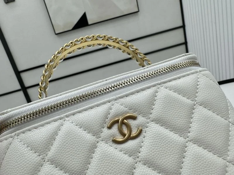 Premium Chanel Cosmetic Bags 37613