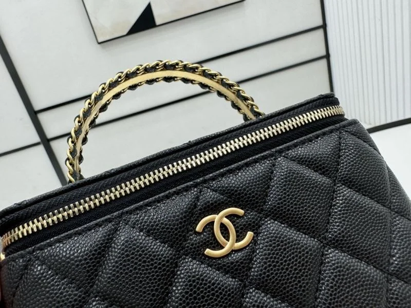 Chanel Cosmetic Bags Soft 55093