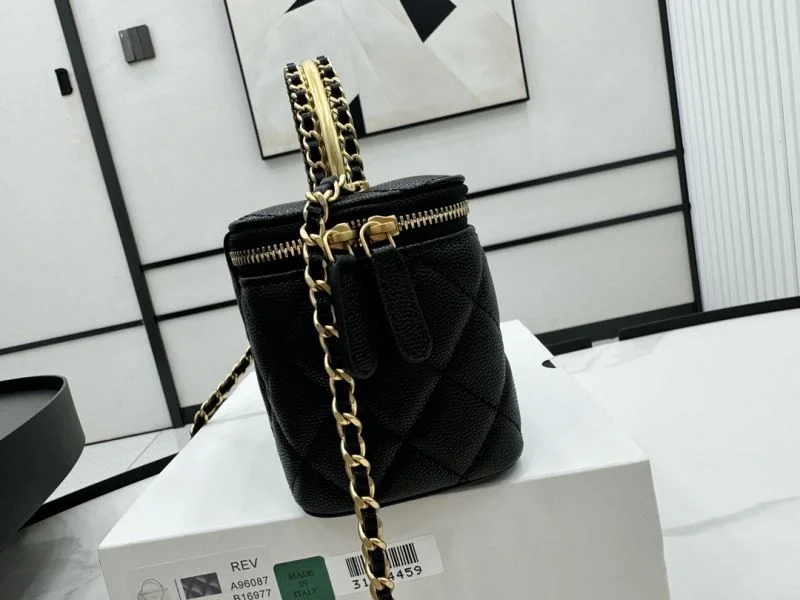 Chanel Cosmetic Bags Soft 55093