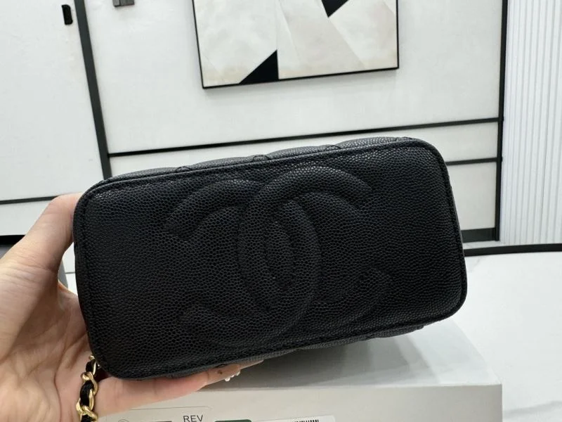 Chanel Cosmetic Bags Soft 55093