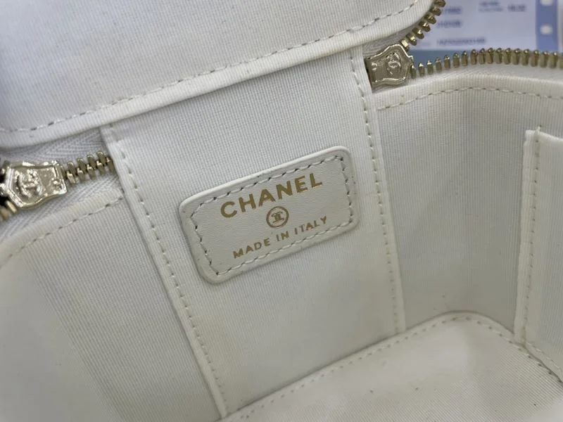 Compact Chanel Cosmetic Bags 55118