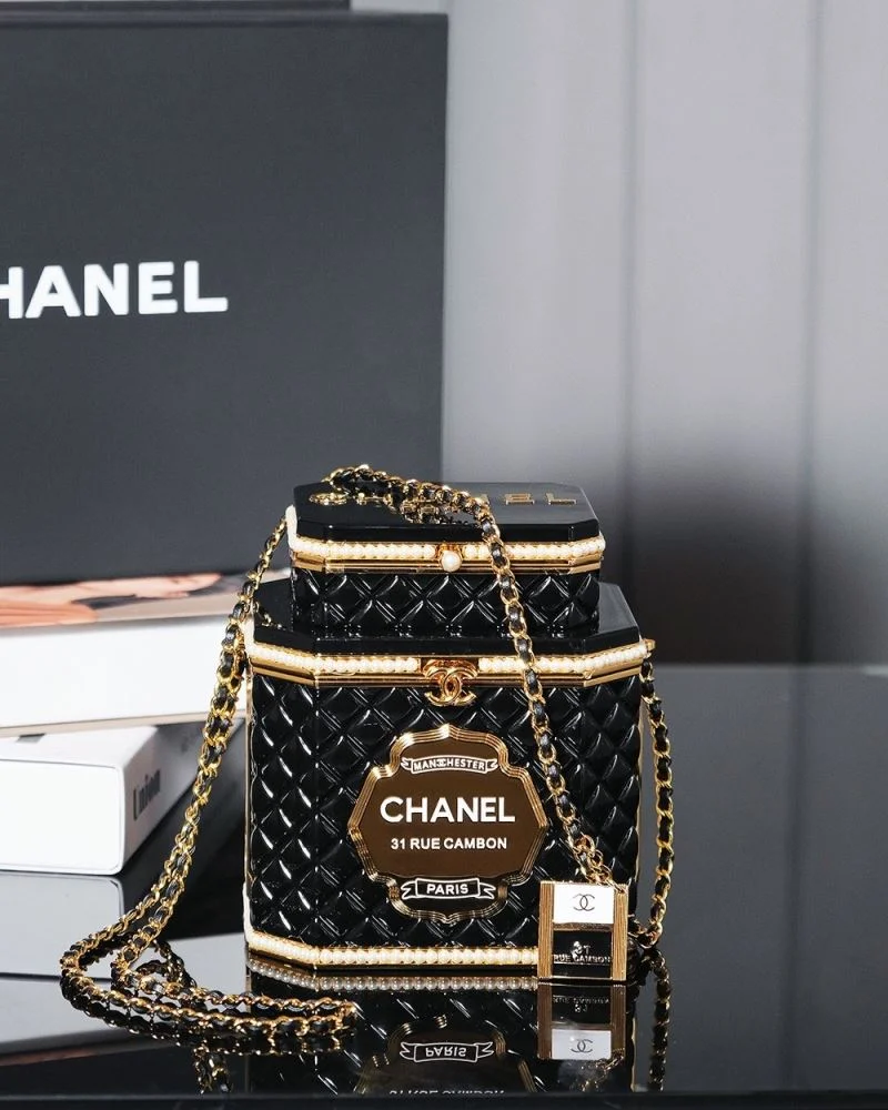 RelaxedFit Chanel Cosmetic Bags 55092
