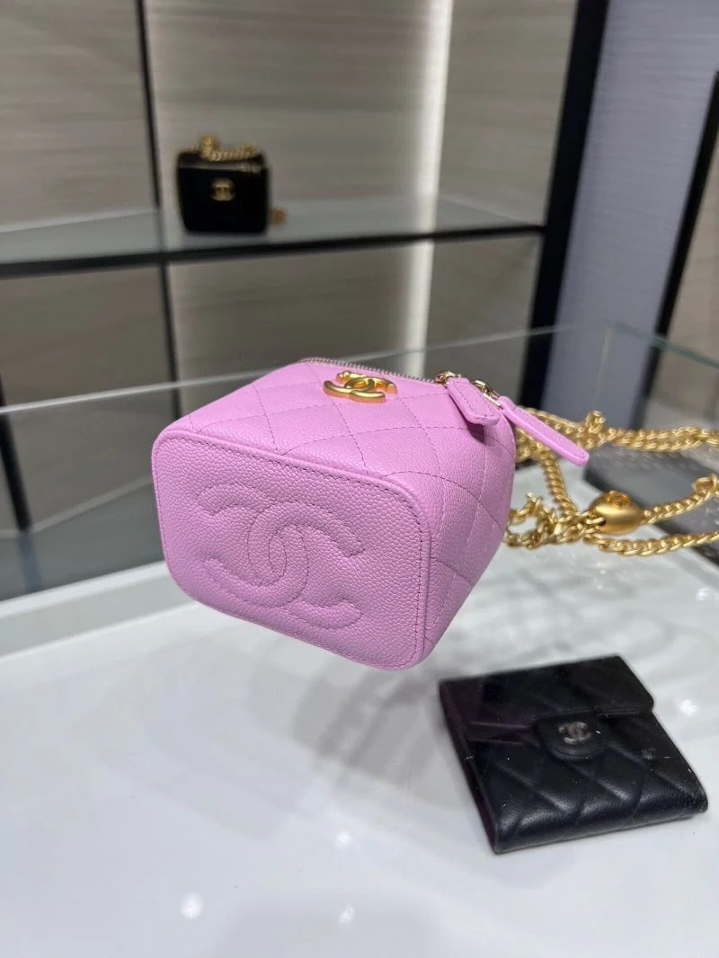 Resilient Chanel Cosmetic Bags 55082