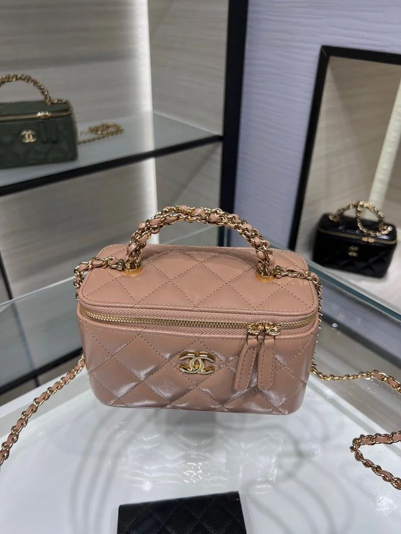 WaterResistant Chanel Cosmetic Bags 55104