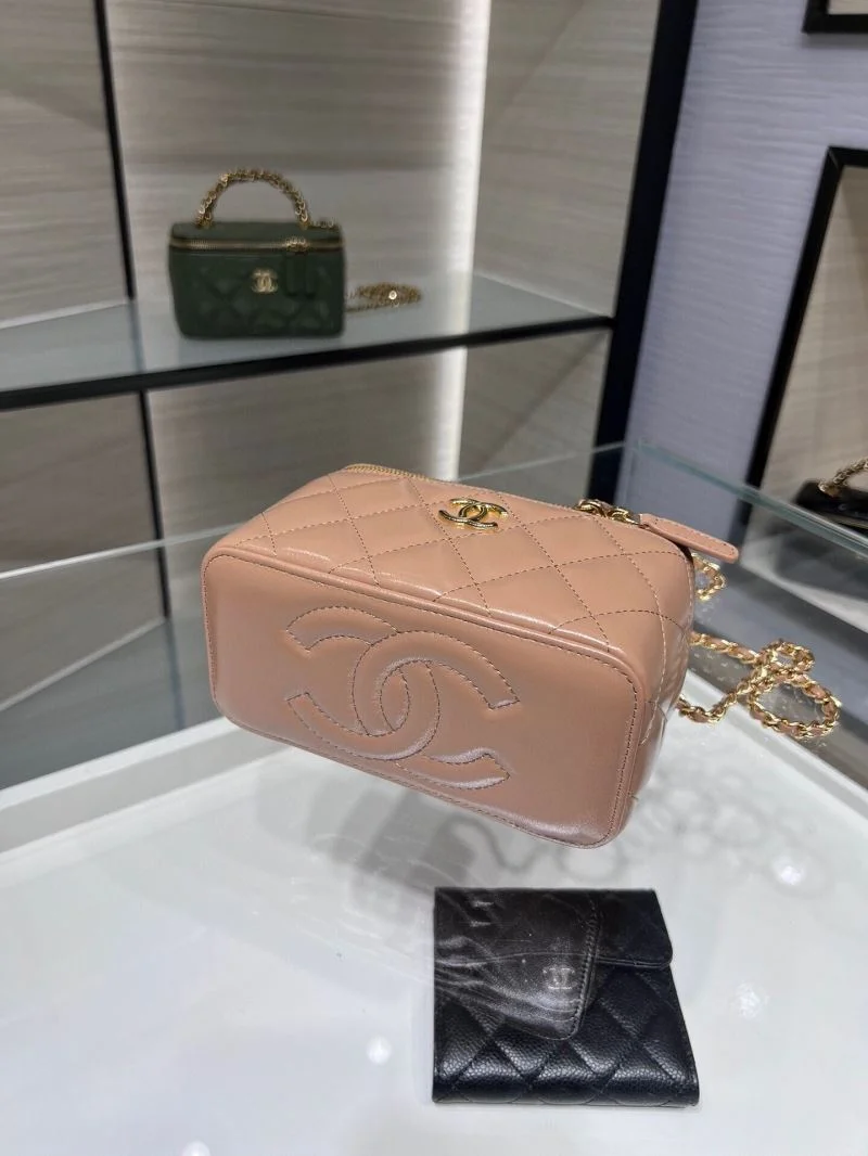 WaterResistant Chanel Cosmetic Bags 55104